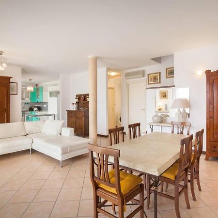 Regina Gardesana Villa Dış mekan fotoğraf