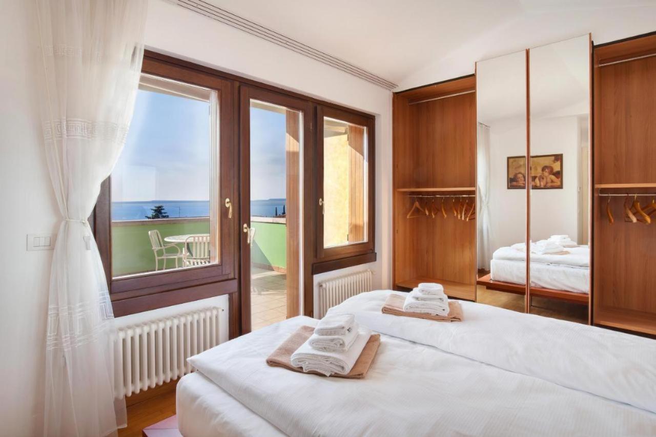 Regina Gardesana Villa Dış mekan fotoğraf