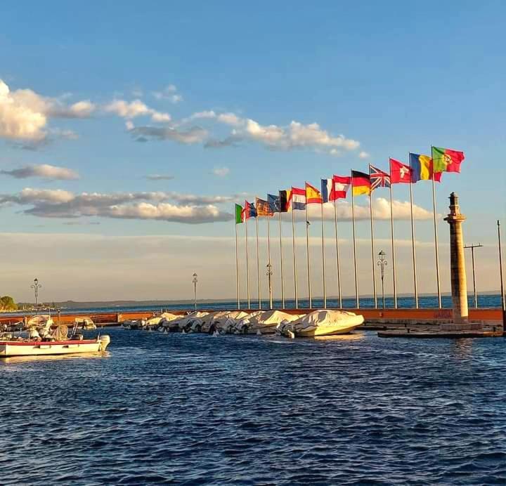 Regina Gardesana Villa Dış mekan fotoğraf